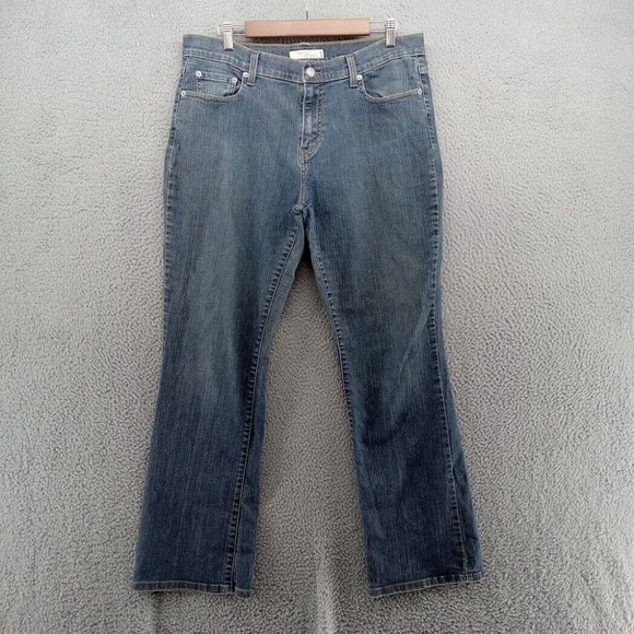 Levis Jeans Womens‎ Size 14 Blue 515 Bootcut Denim Classicore Preppy - Picture 1 of 8